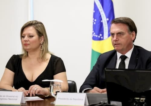 Joice Hasselmann: Traição é o “modus operandi” de Bolsonaro