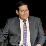 Bolsonaro volta atrás