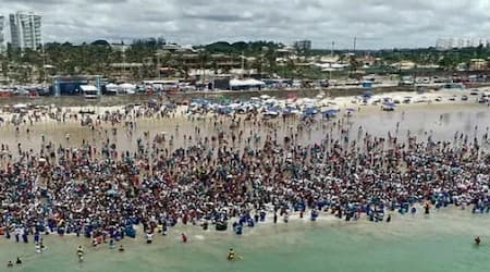 2000 pessoas
