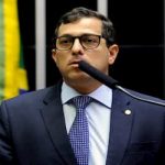 esclarecimentos ao Congresso