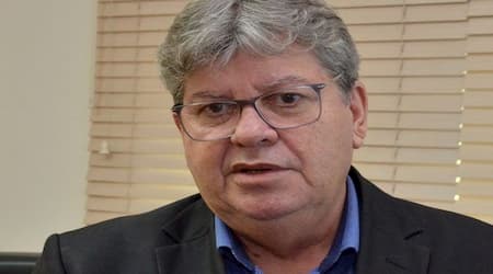 Governador ignora decreto