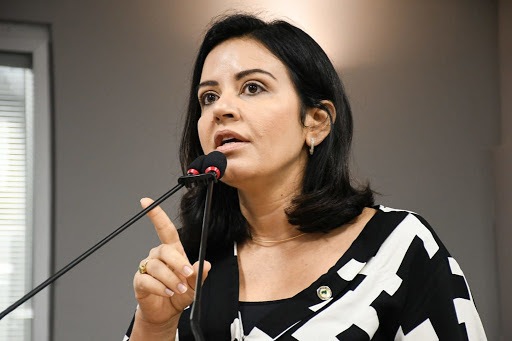 TCE imputa débito e multa a ex-prefeita de Pombal, Polyana Dutra, devido a irregularidades em obra do Matadouro Público da cidade