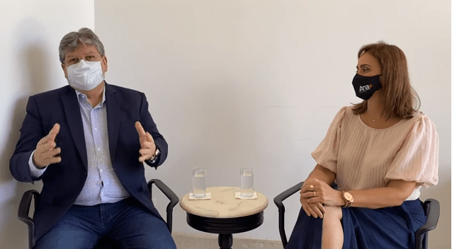 João Azevêdo anuncia apoio à pré-candidatura de Ana Cláudia em Campina