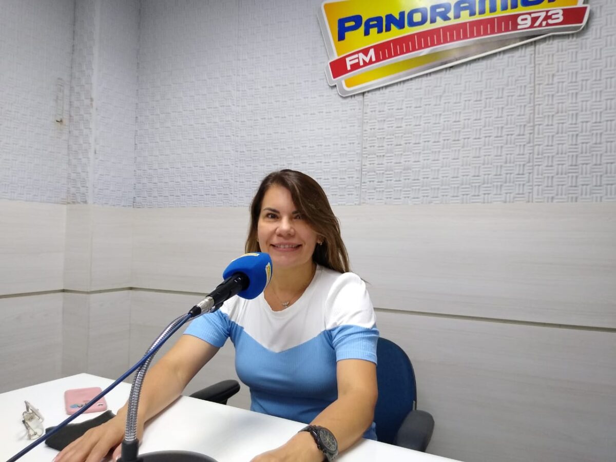 FABIANA GOMES AFIRMA QUE IMPLANTARÁ A FRENTE PARLAMENTAR FEMININA E RATIFICA SEU NOME PARA À PRESIDÊNCIA DA CMCG