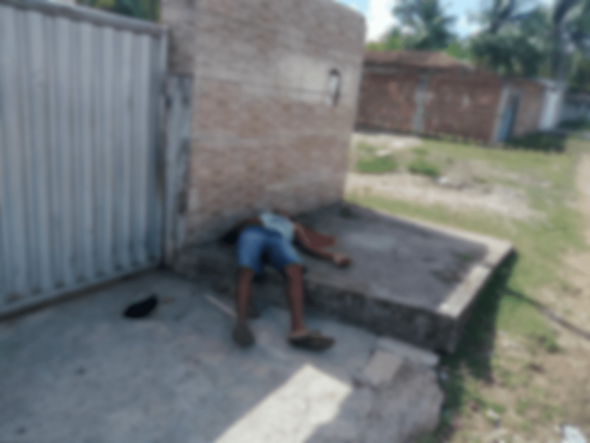 Homem sai para fazer feira e é morto com vários tiros na cabeça
