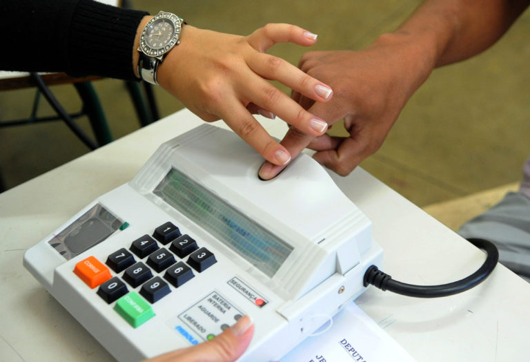 Entenda como é feita a apuração dos votos no Brasil