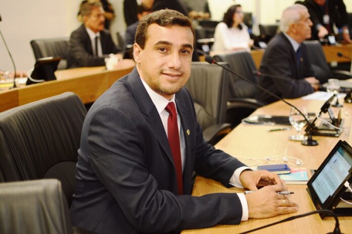 Comissão da AL aprova projeto que propõe educação física adaptada