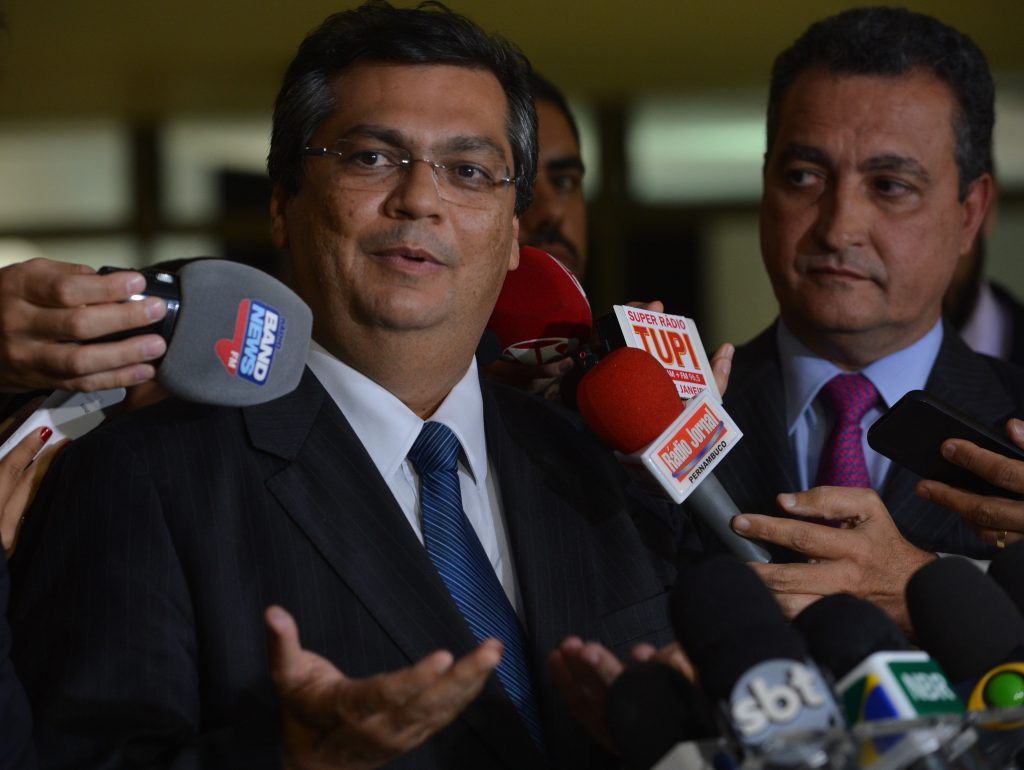 Flávio Dino admite candidatura a presidente em 2022