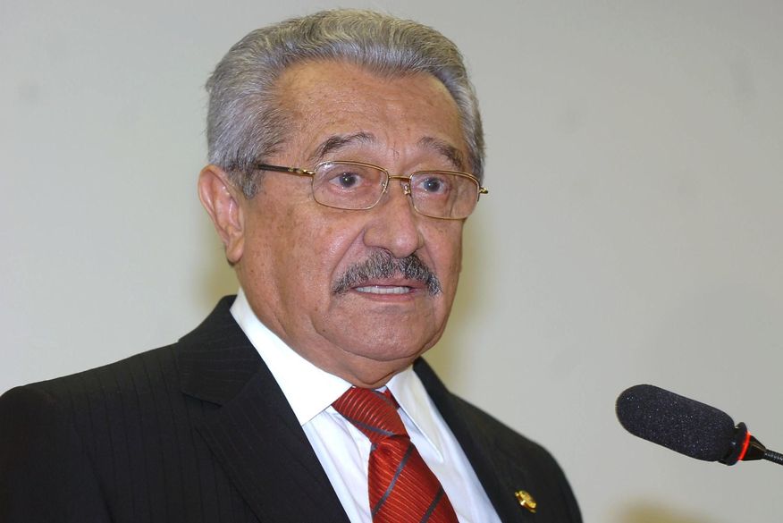 Senador José Maranhão é transferido para hospital em São Paulo para tratamento da Covid-19