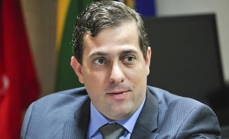 Gervásio admite afastamento de Ricardo e aproximação com João Azevêdo