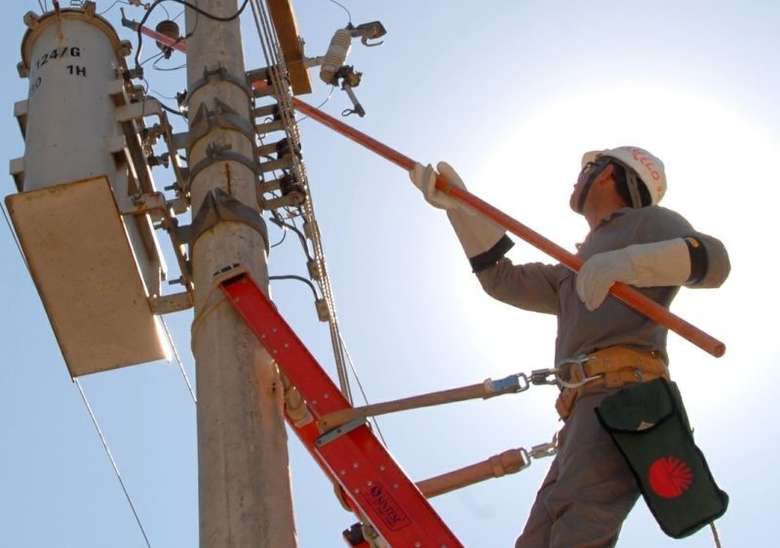 Por corte ilegal de energia, concessionária deve pagar R$ 3 mil de danos morais a consumidor