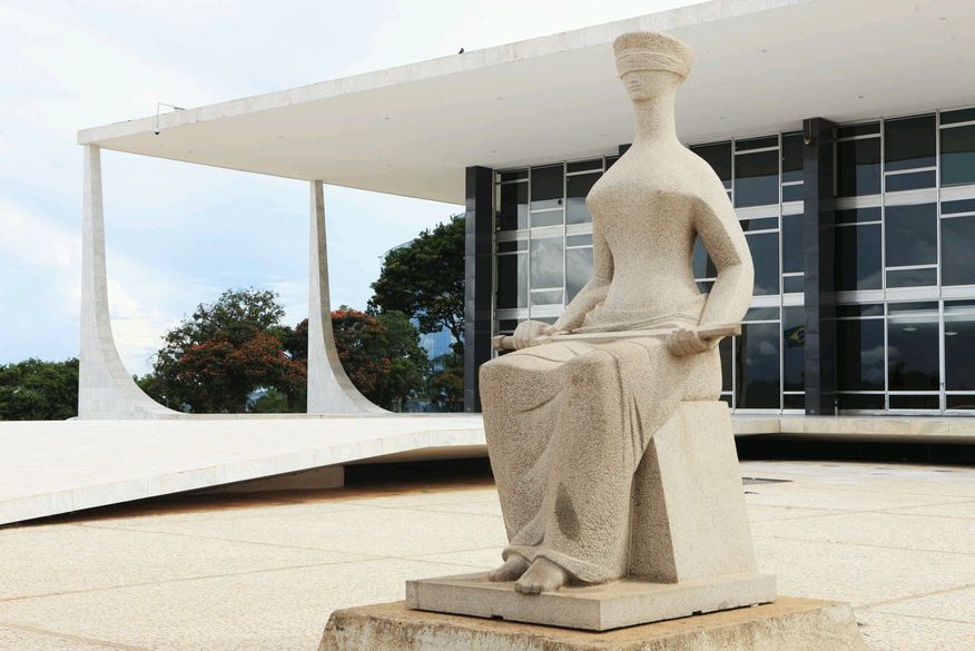 Empregador pode ou não exigir que o funcionário tome a vacina contra a Covid-19? Entenda