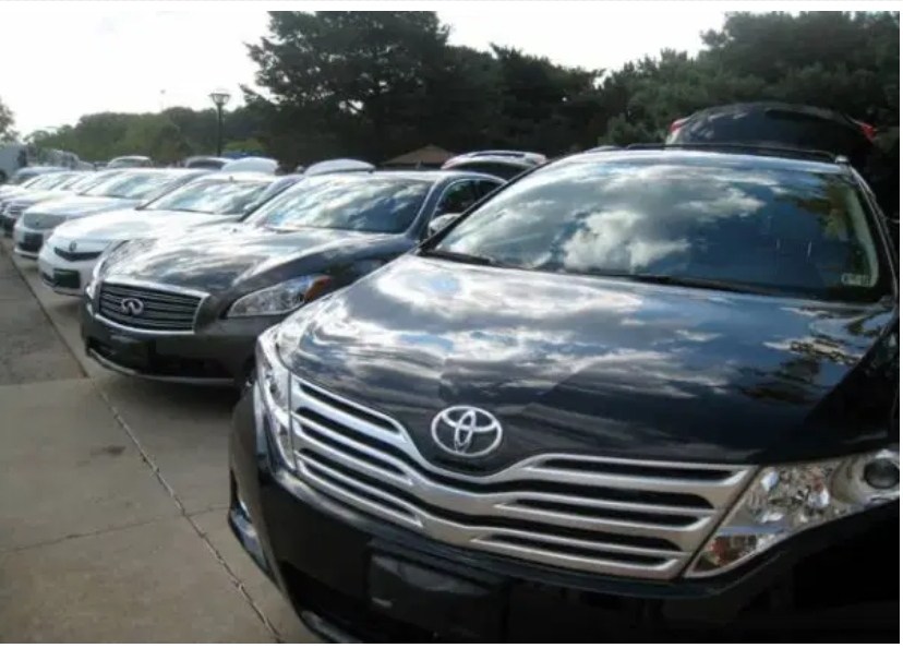 Câmara federal troca a frota de carros na pandemia. Deputado paraibano reage