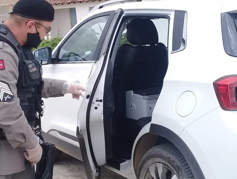 Polícia investiga roubo das 70 doses da vacina de Oxford em Campina Grande