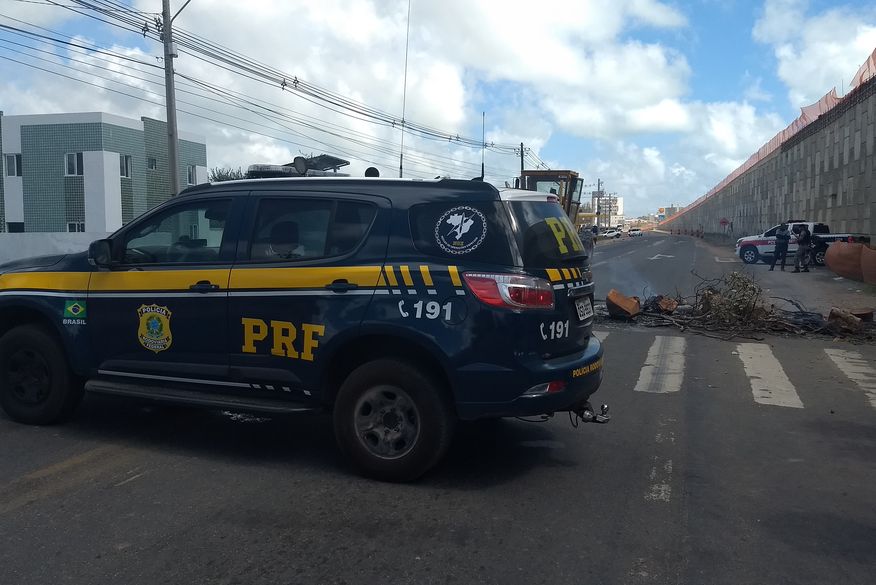 Homem morre após ser atropelado ao tentar atravessar rodovia na Paraíba