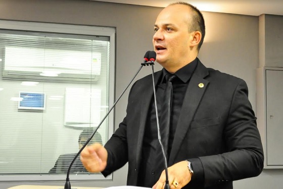 Deputado paraibano quer criar Dia do Profissional do Bronze