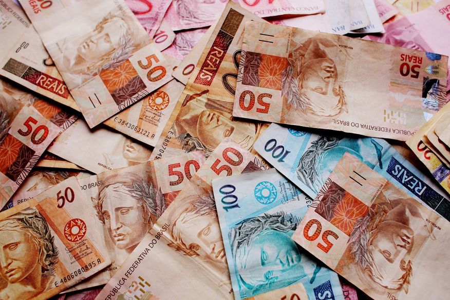 Pagamento da primeira parcela do 13º dos servidores ativos e inativos da Paraíba está programado para junho; Estado está com finanças equilibradas