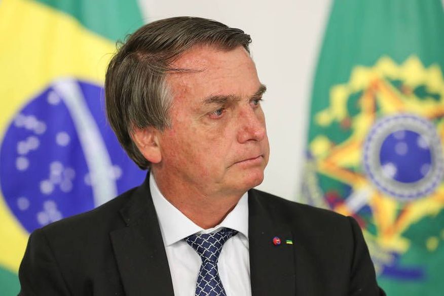 Bolsonaro responsabiliza prefeitos e governadores por desemprego: ‘Efeito colateral da política’