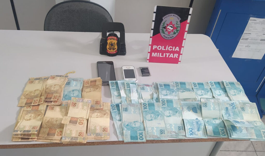 Funcionário é preso suspeito de forjar assalto para desviar R$ 17 mil de loja no Sertão