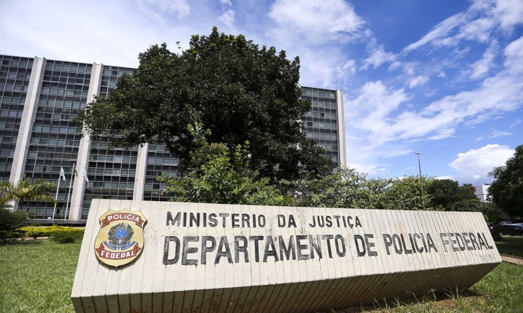 PF combate lavagem de dinheiro do tráfico de drogas em três estados