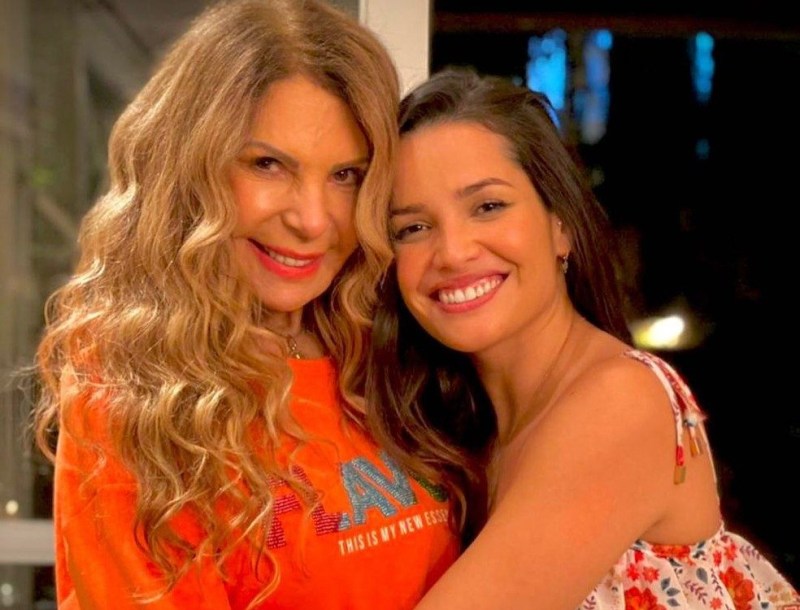 Elba Ramalho e Juliette ensaiam para live do São João de Campina Grande