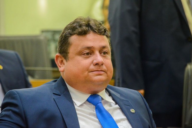 Wallber Virgolino reage a Pollyanna: “Ela é insignificante na política”