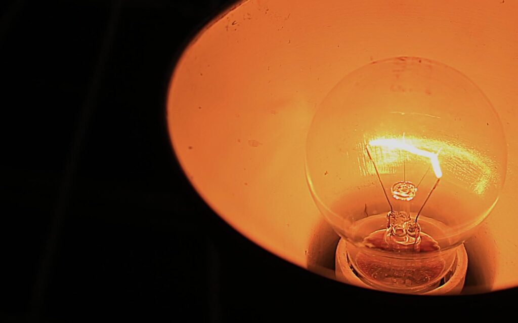 Projeto prevê transparência nos descontos das tarifas de água e luz