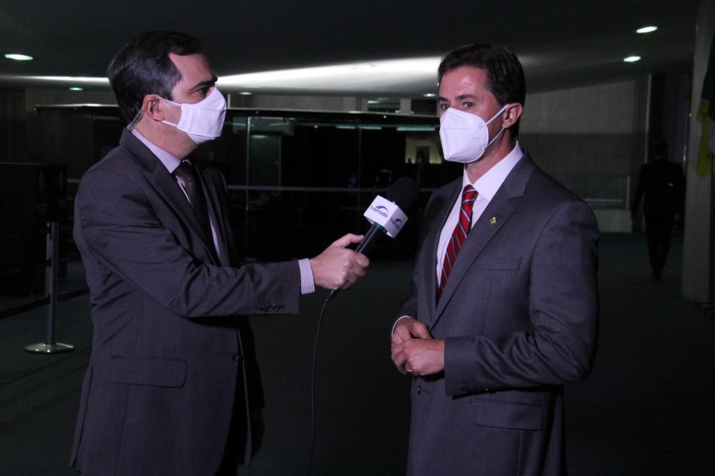 Veneziano elogia fala de Mourão sobre garantia da realização de eleições em 2022