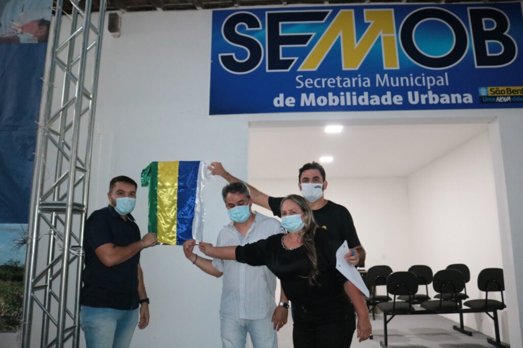 Prefeito de São Bento inaugura sede da Secretaria de Mobilidade Urbana, entrega transportes à repartição e uniformes aos Agentes de Trânsito