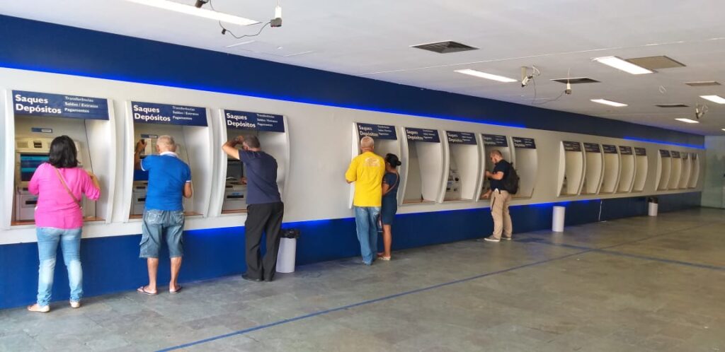 Bancos fecham nesta quinta (5), mas maior parte dos serviços funciona normalmente na Paraíba