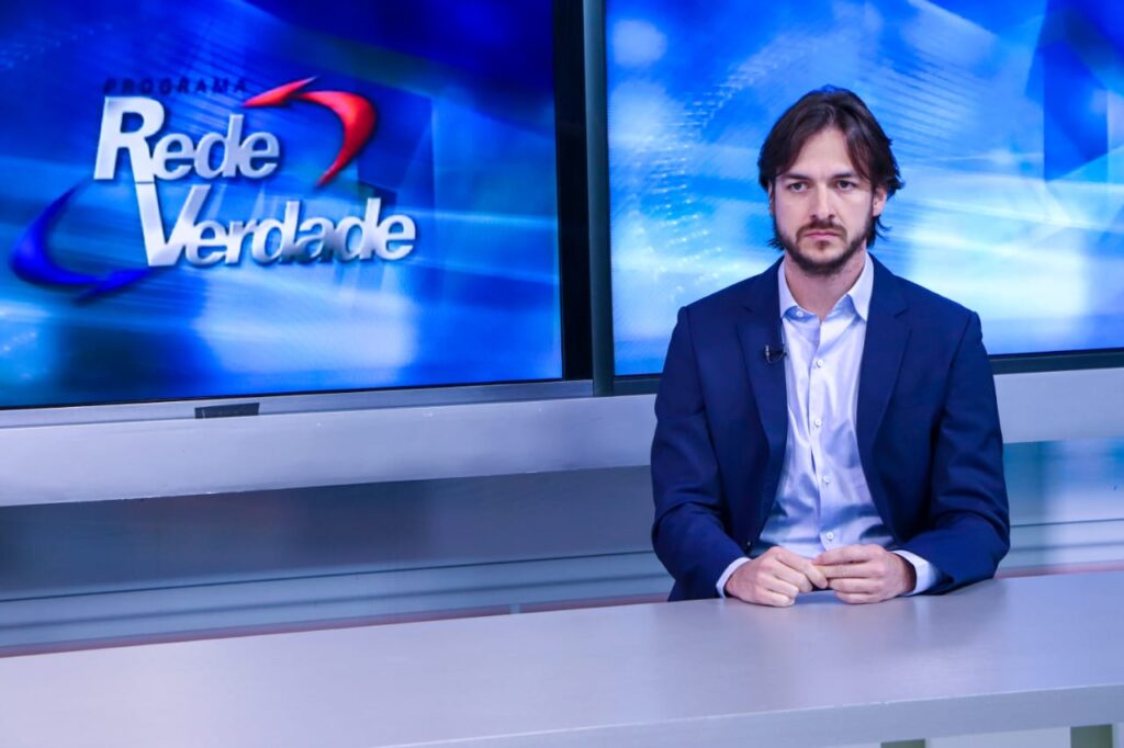 Pedro admite abrir mão de reeleição em favor de Cássio Cunha Lima em 2022