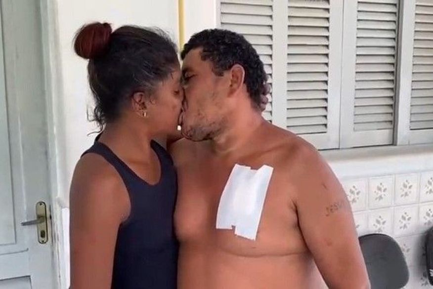 EM POMBAL: Mulher esfaqueia esposo, mas é perdoada na delegacia com um beijo