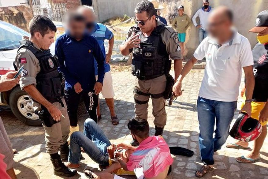 Homens são detidos por populares ao tentarem assaltar casa lotérica na Paraíba