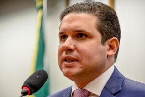Hugo Motta é o mais votado entre os deputados federais eleitos pela Paraíba