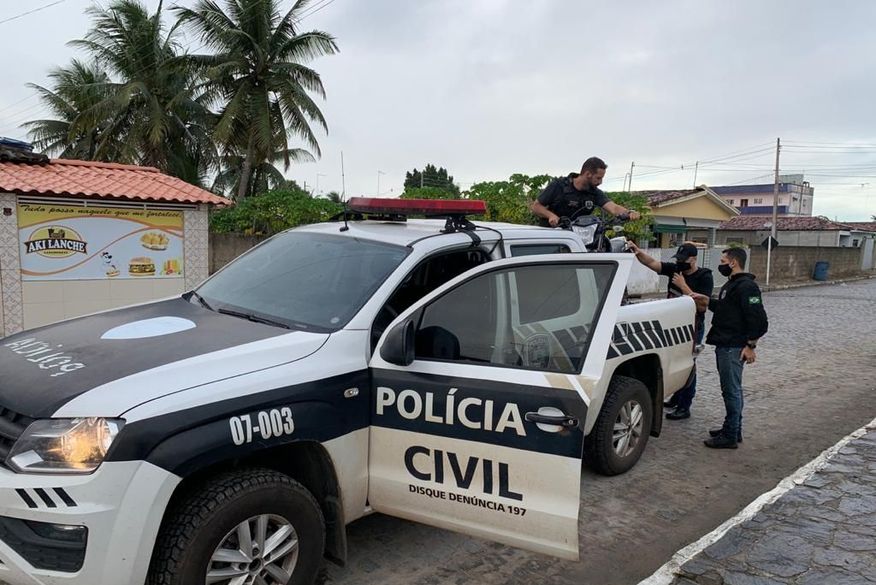 Quatro pessoas são presas suspeitas de praticar assaltos em municípios da Paraíba