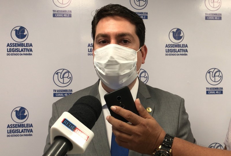 “Se o prefeito quiser, estou à disposição”, diz Felipe sobre voltar à PMJP