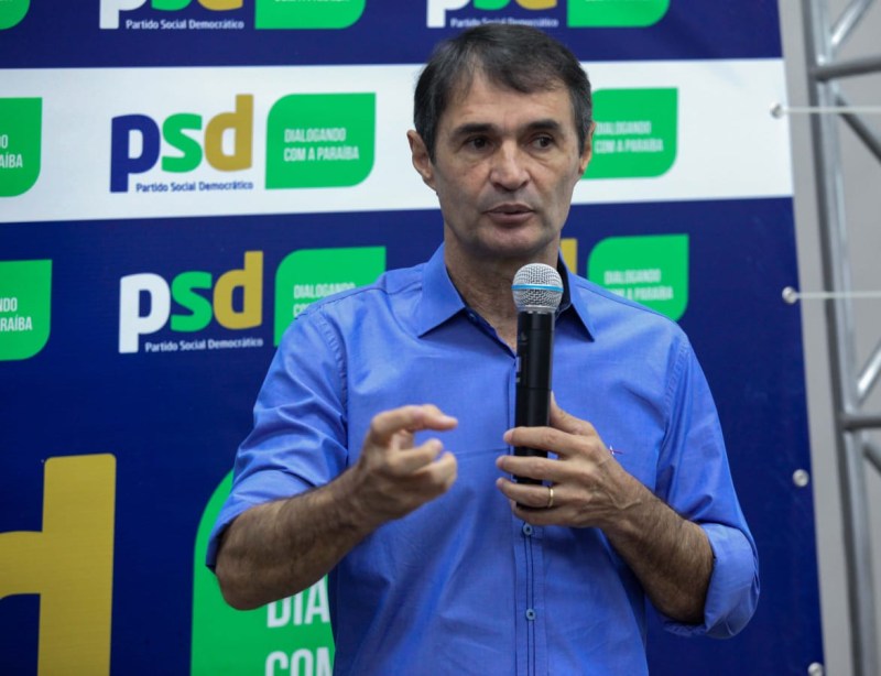 Romero oficializa desistência de disputar governo e anuncia candidatura a deputado; veja carta