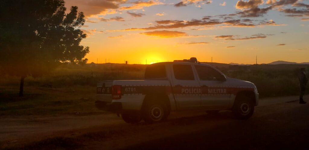 Polícia Militar apreende menores furtando o ‘Bar Centenário’ no centro de Pombal