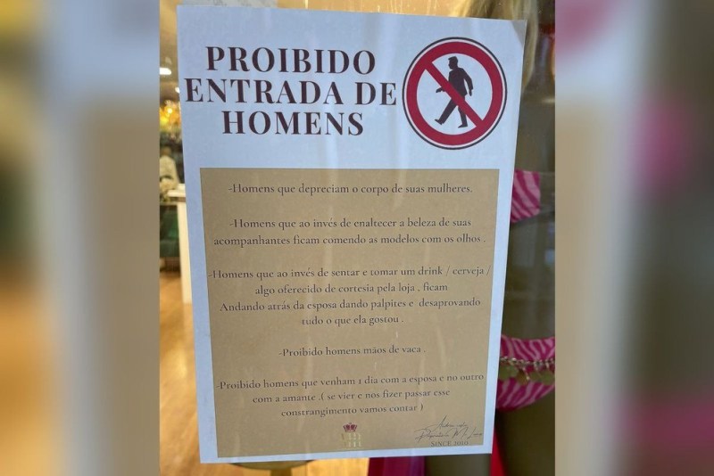 Homens são proibidos de entrar em loja de roupas