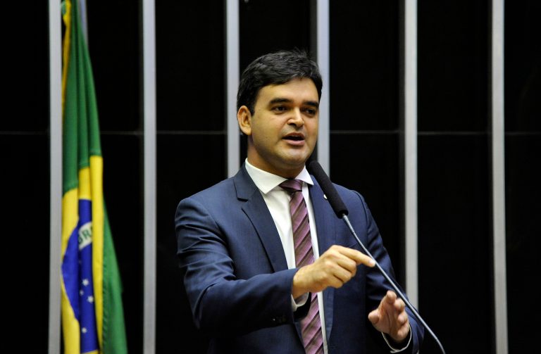 Projeto aumenta em duas horas o período de proibição de busca e apreensão em domicílios