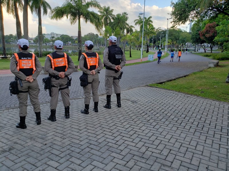 João sanciona lei de proteção da Polícia Militar e reajuste salarial da categoria
