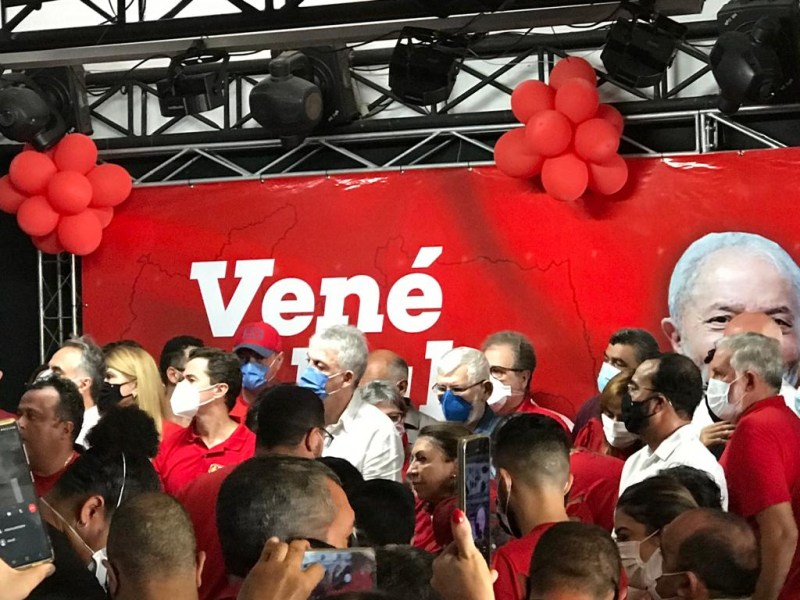 Veneziano lança chapa ao Governo com Ricardo Coutinho na vaga para o Senado
