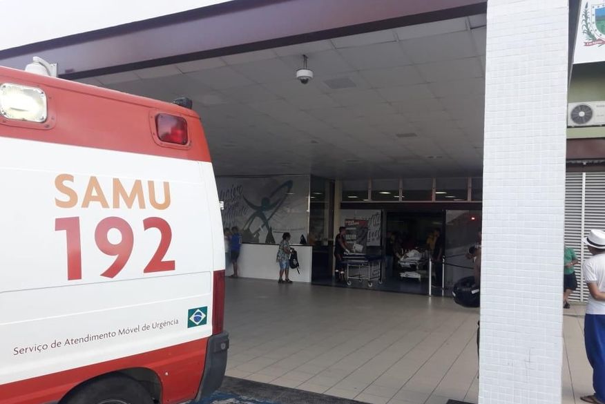 Mulher fica ferida após ser esfaqueada por ex-companheiro, na Paraíba