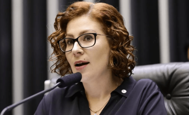 Covid: Anvisa nega pedido para suspender vacinação infantil após erro na Paraíba