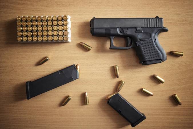 Projeto que facilita acesso a armas de fogo pode ser votado em comissão na quarta