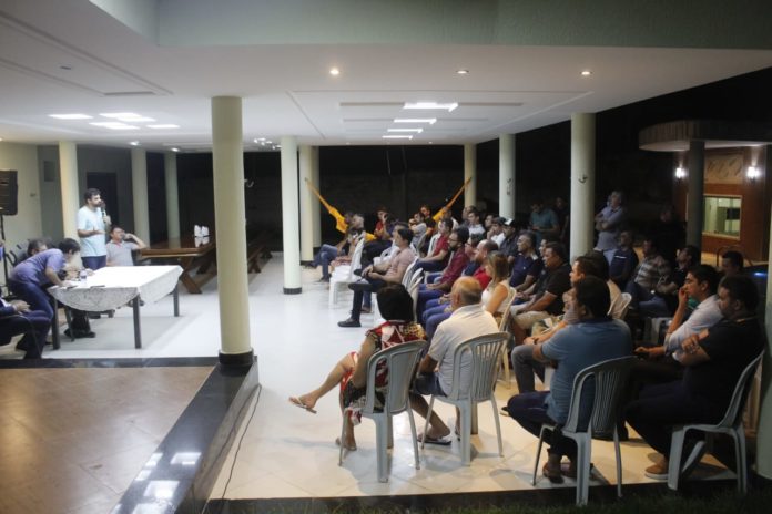 Prefeito Jarques Lúcio se reúne com Adriano e Murilo Galdino e empresários de São Bento em debate sobre o Regime Tributário Especial para os atacadistas do município