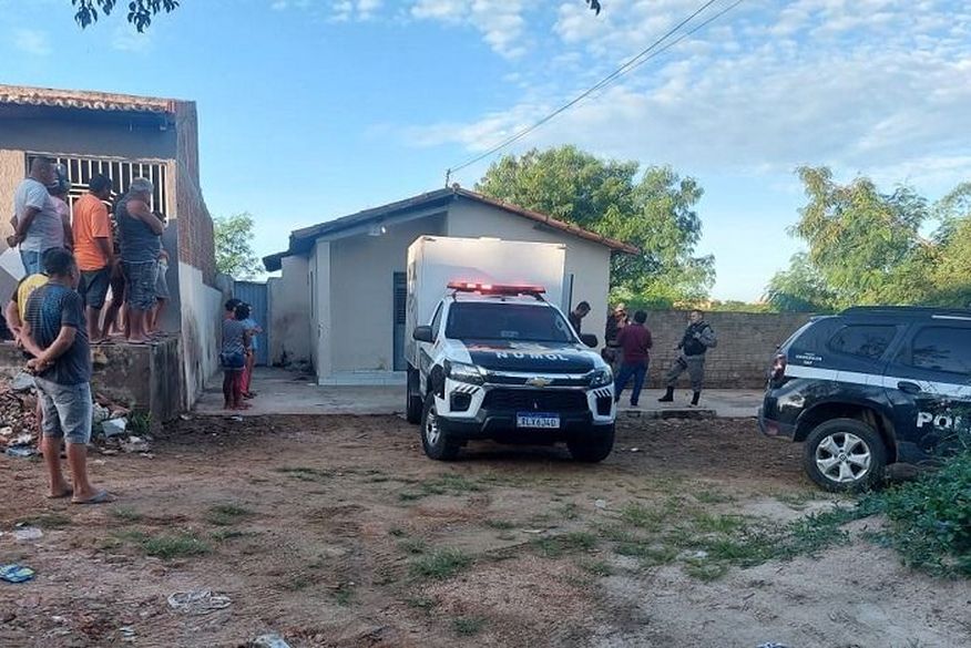 Homem é assassinado a tiros dentro de casa em Catolé do Rocha