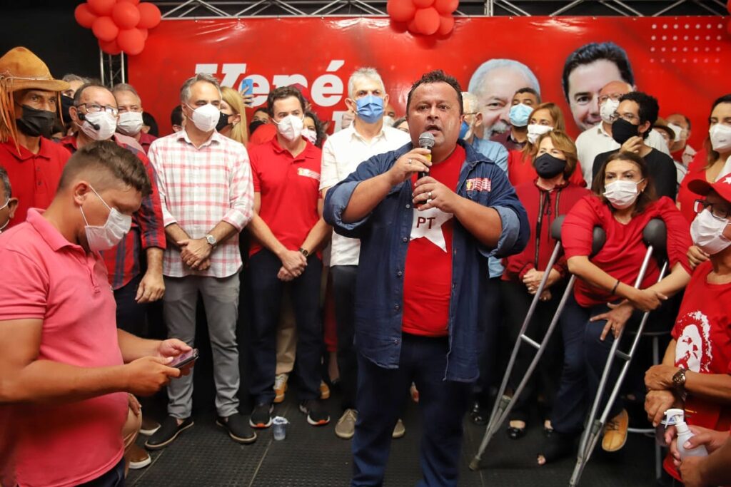 PT nacional recompõe diretório na PB e grupo pró-Ricardo, Cartaxo, Estela, Cida e Jeová que apoia Veneziano passa a ser maioria