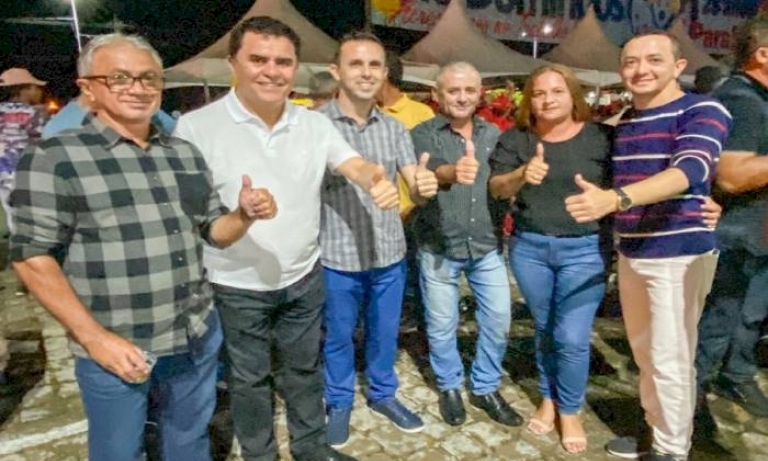 Wilson Santiago recebe apoio do grupo de oposição de São Domingos