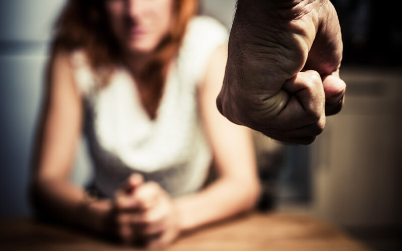 Juiz concede liberdade a vereador preso por violência doméstica contra ex-mulher na cidade de Várzea